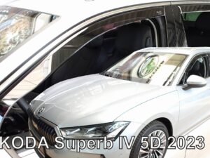 Owiewki SKODA Superb IV 5d 2023 -> kombi (owiewki tylne w zestawie)/ LSE